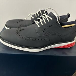 Cole Haan Grand Evolution size 11